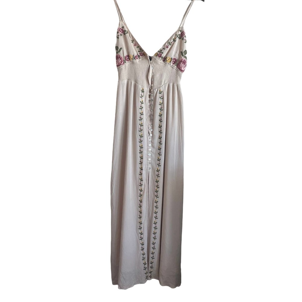 Forever 21 Women’s Maxi Dress V- Neck Spaghetti Strap Embroidered Details L